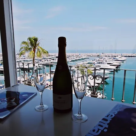 First Line Luxury Penthouse, Puerto Banús, * Marbella