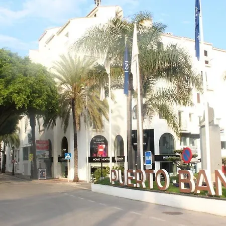 Lejlighed First Line Luxury Penthouse, Puerto Banus, *