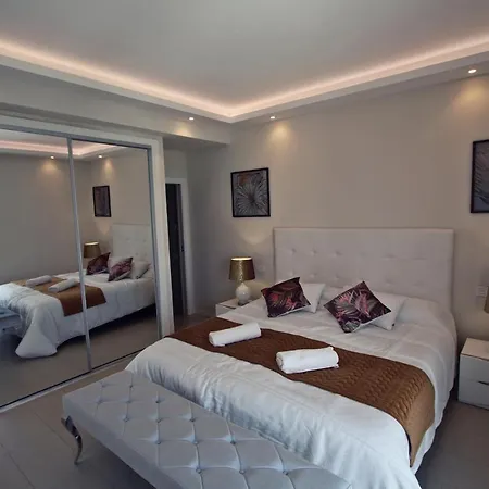아파트 - Frontline 2br Penthouse, Puerto Banus *
