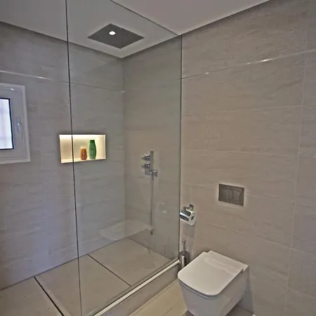 - Frontline 2br Penthouse, Puerto Banus 아파트 *